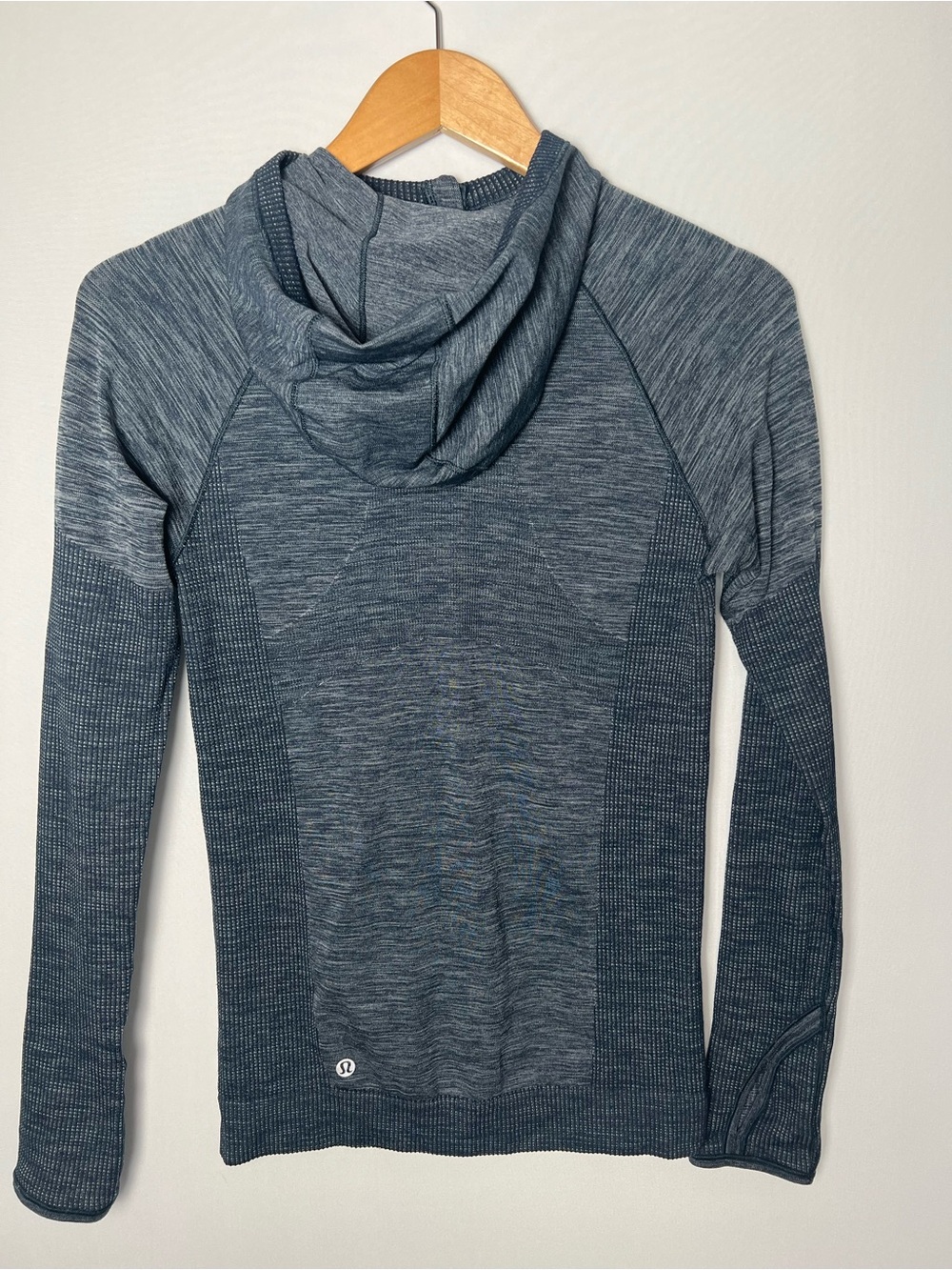 Lululemon Swiftly Wool Blend Half Zip Hoodie Blue White Long Sleeve Size S/M - Picture 5 of 6